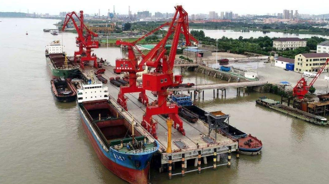 黄冈概述露天料场港口封闭问题的实行方法